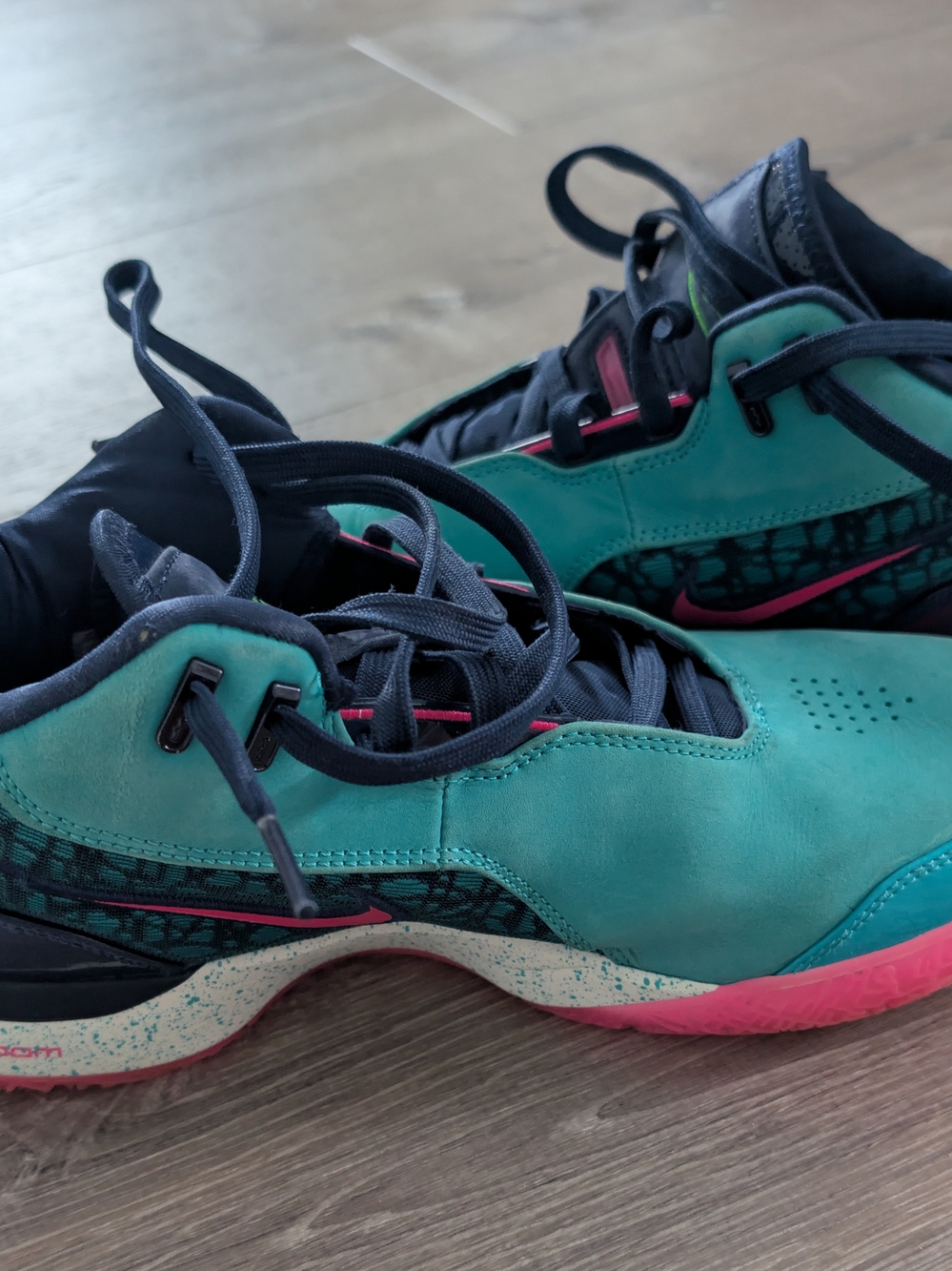 Nike Zoom LeBron NXXT Gen Amped - Picture 3 of 5